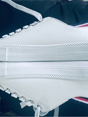 White Women's Leather Lace-Up Flats